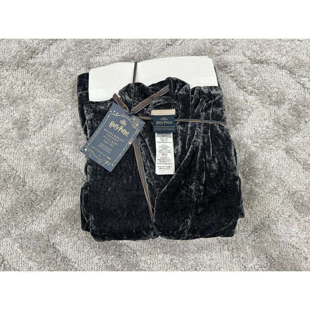 Pottery Barn Teen Harry Potter HUFFLEPUFF VELVET Adult Robe NWT L/XL Gray